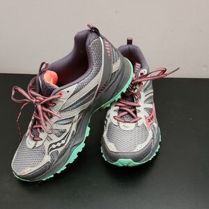 Saucony Excursion TR8